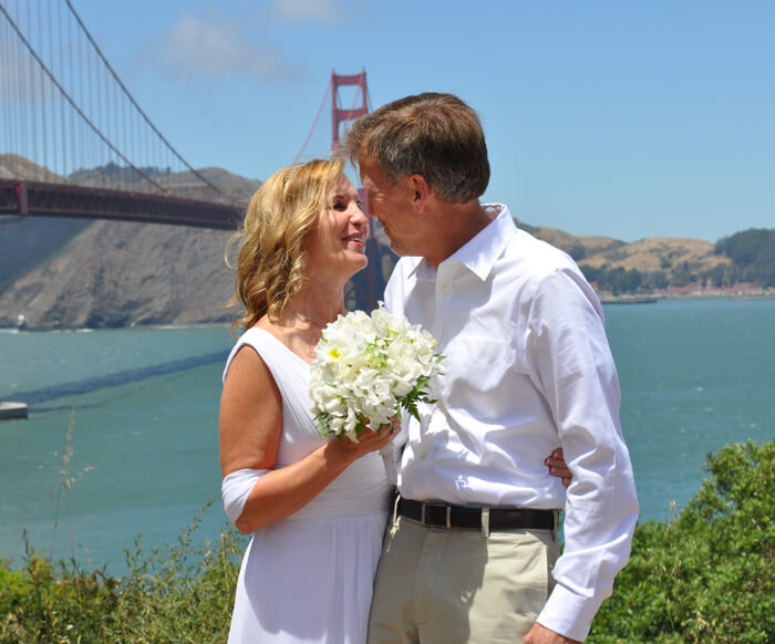 Bride and Groom Elope at Golden Gate Bridge